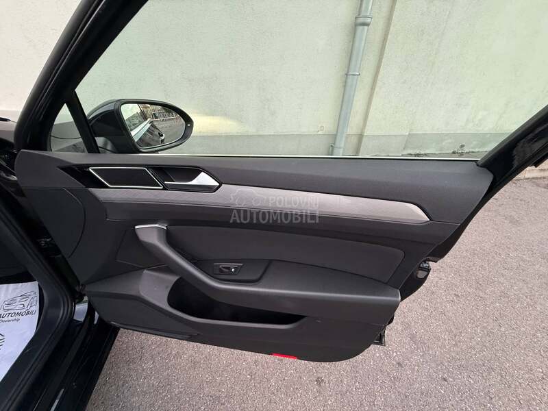 Volkswagen Passat B8 REZERVISAN