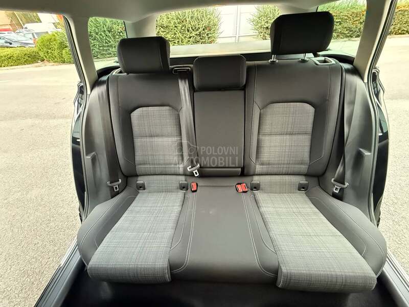 Volkswagen Passat B8 REZERVISAN
