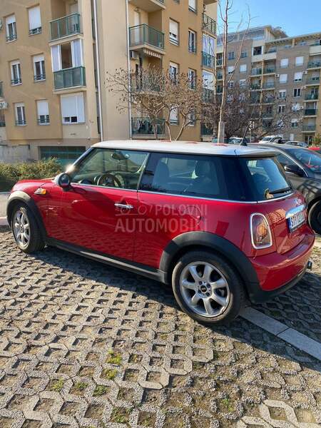 MINI Cooper 