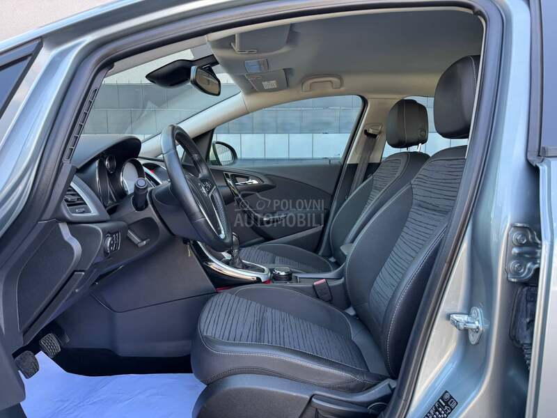 Opel Astra J 1.6 cdti Cosmo CH