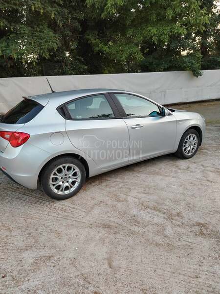 Alfa Romeo Giulietta 