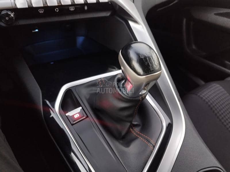 Peugeot 3008 1.5 BLUEHDI