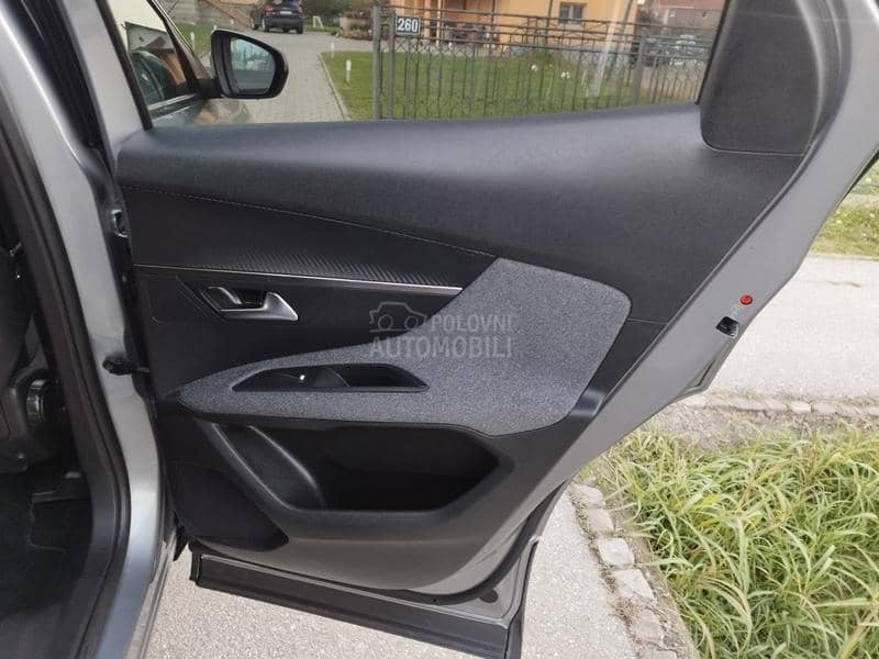 Peugeot 3008 1.5 BLUEHDI