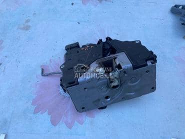 brava prednja leva za Opel Corsa D