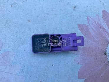 snzor udara prednji za Opel Corsa D