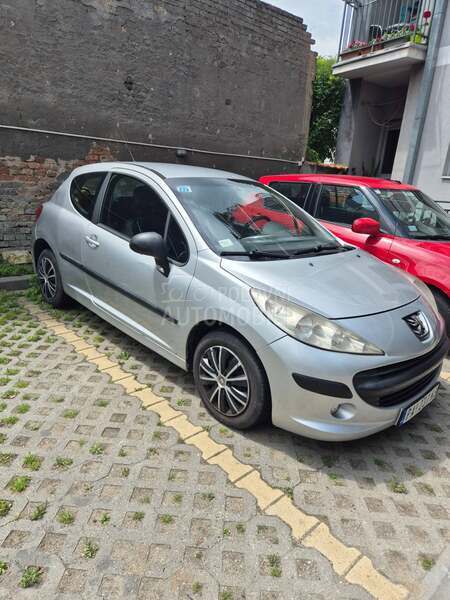 Peugeot 207 1.4