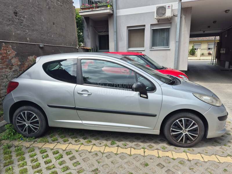 Peugeot 207 1.4