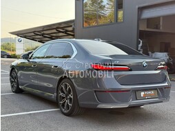 BMW i7 slika 9