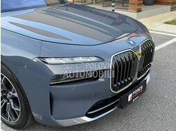 BMW i7 slika 7