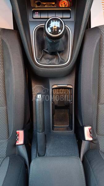 Volkswagen Golf 6 1.6 TDI TRENDLINE