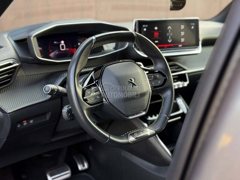 Peugeot 2008 GT/Kamera/3DVirtual