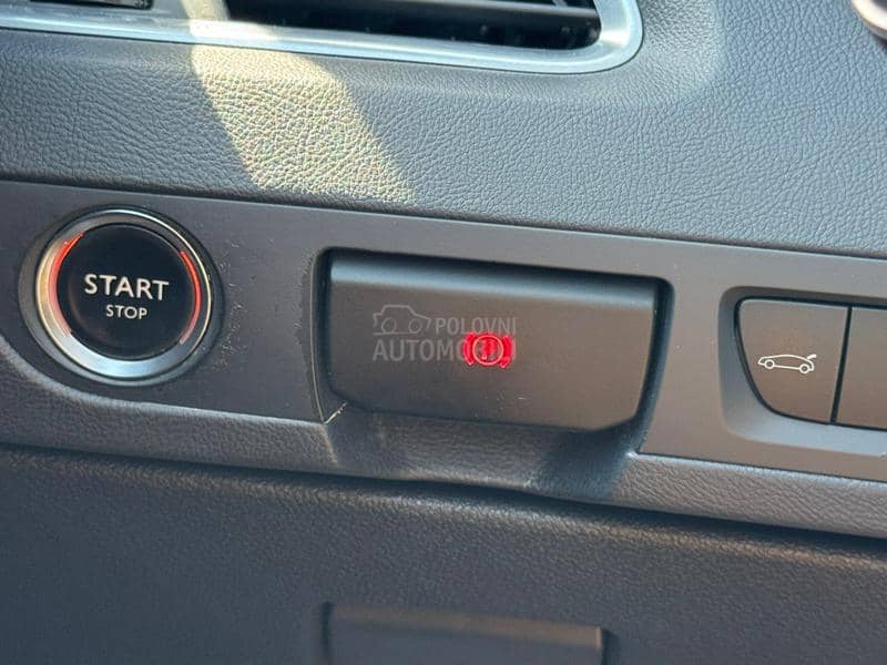 Peugeot 508 XEN / PANO