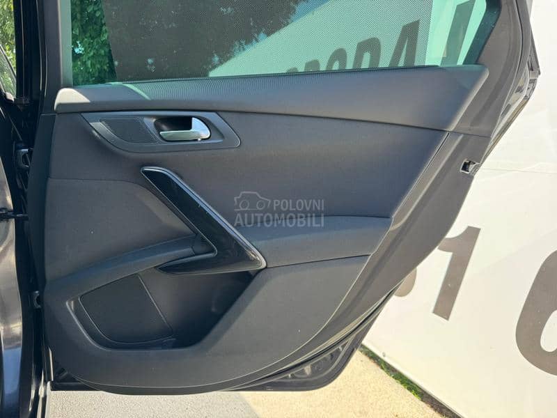 Peugeot 508 XEN / PANO
