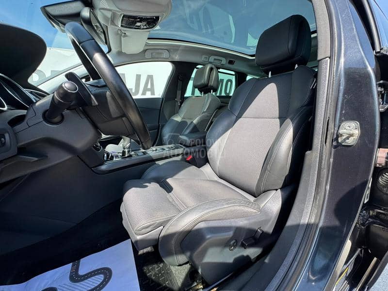 Peugeot 508 XEN / PANO