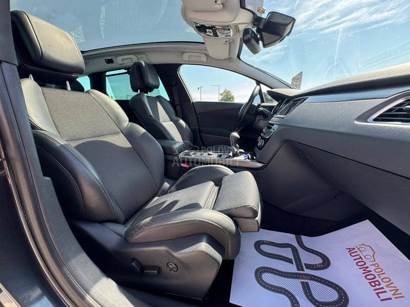 Peugeot 508 XEN / PANO