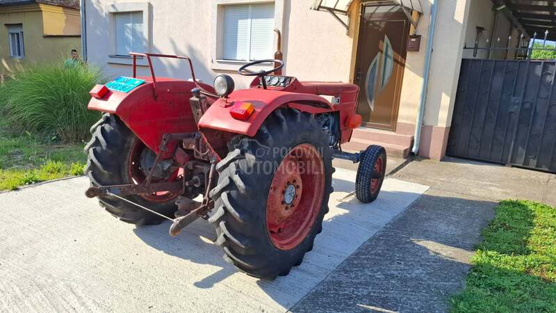 Universal 445