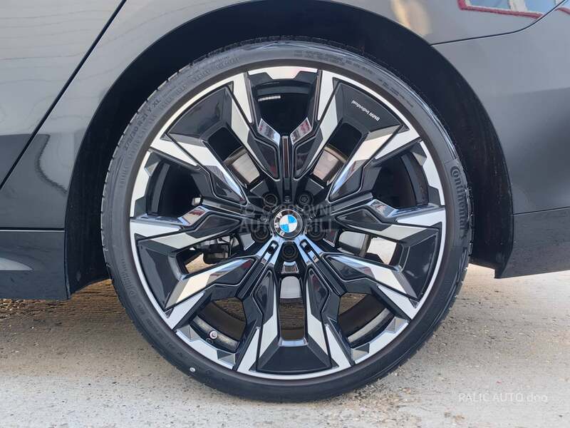 BMW 520 xd/M/Iconic/Bowers