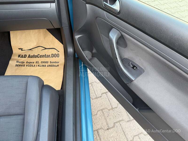 Volkswagen Golf 5 1.6 V.s.e.r.v.i.s.