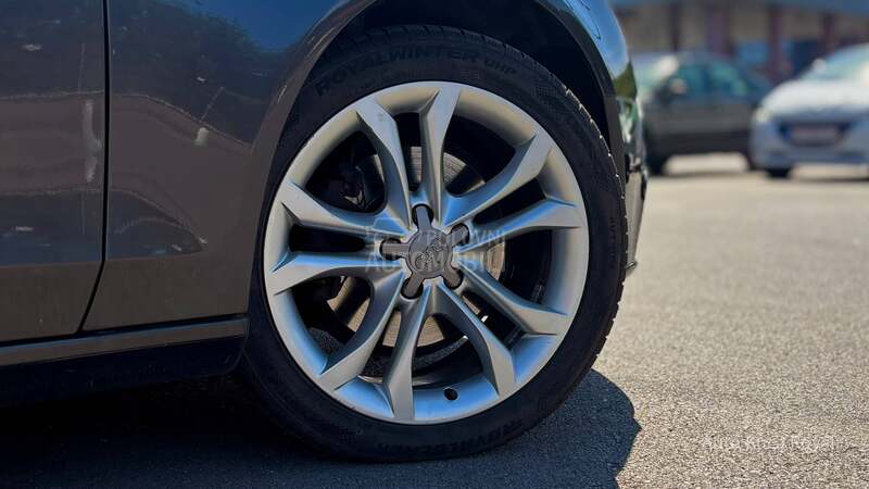 Audi A4 2.0 TDI/AUTOM/CH/