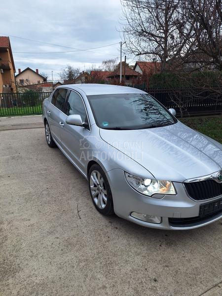 Škoda Superb 2010. god. -  kompletan auto u delovima