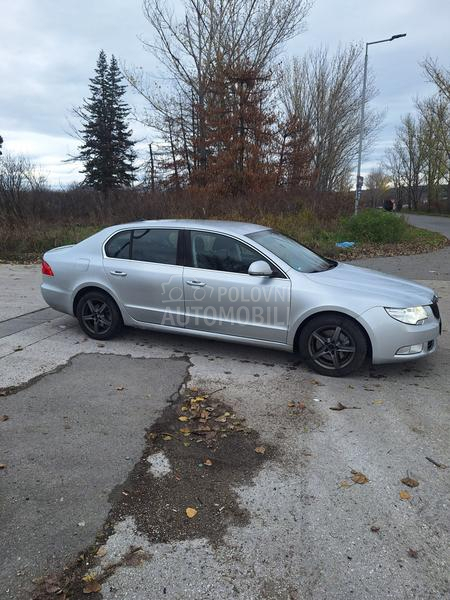 Škoda Superb 2010. god. -  kompletan auto u delovima