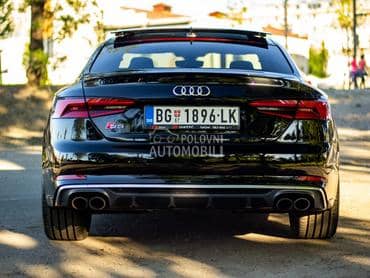 Audi S5 