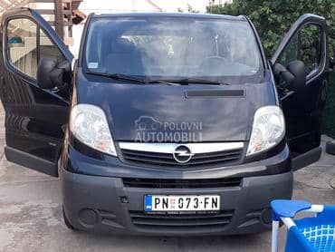 Opel Vivaro 2.0 cdti LONG