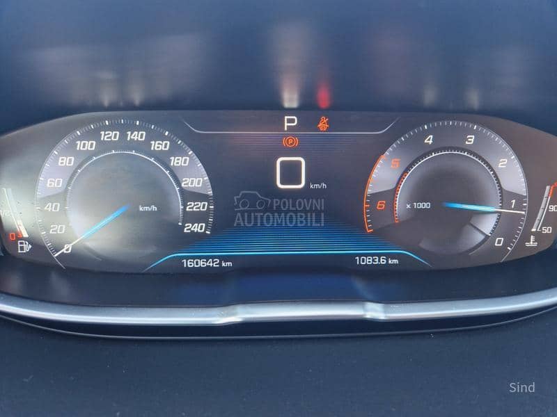 Peugeot 3008 1.5 BLUEHDI EAT8
