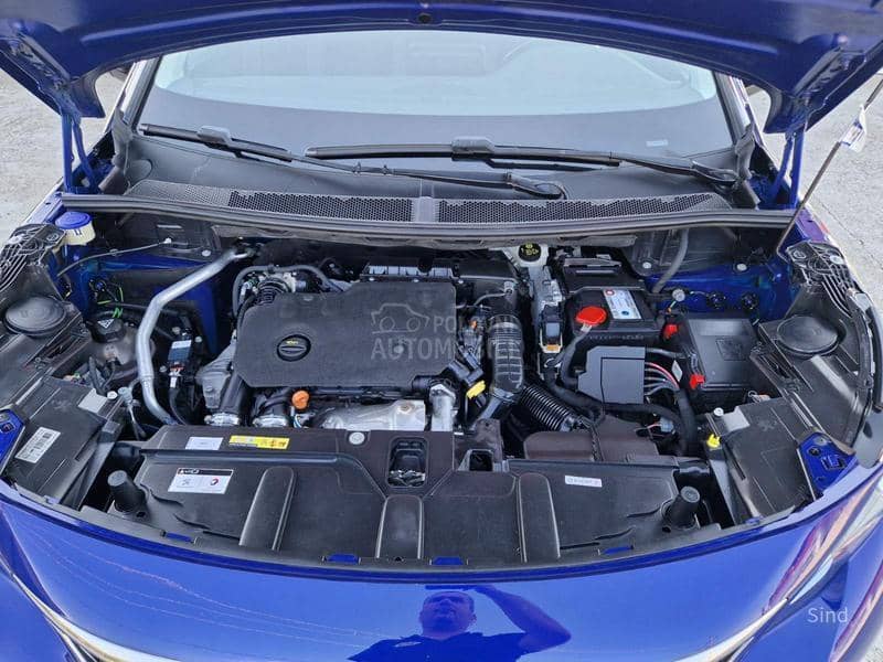 Peugeot 3008 1.5 BLUEHDI EAT8