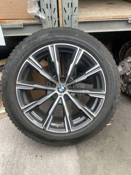 Pirelli 275/45 R20 Zimska