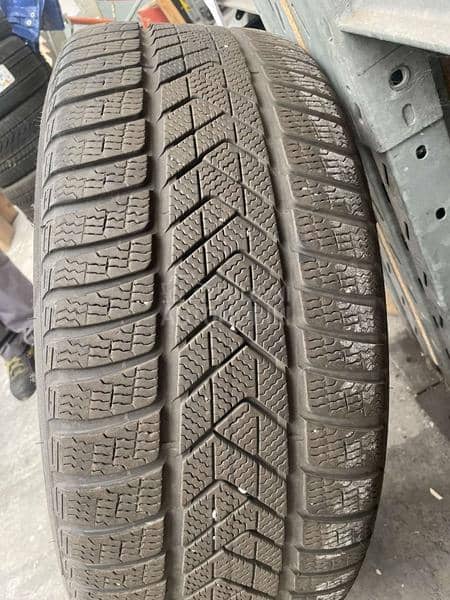 Pirelli 275/45 R20 Zimska