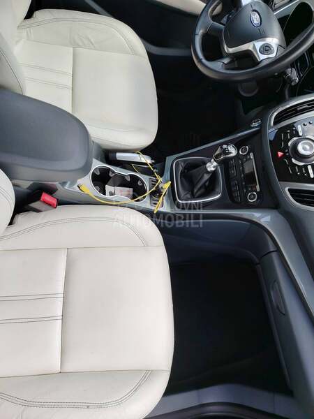 Ford Grand C-Max TITANIUM Reg.