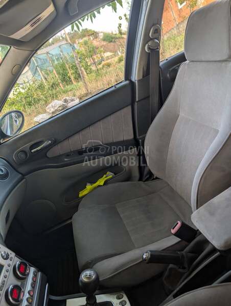 Alfa Romeo 156 Crosswagon 4x4 q4