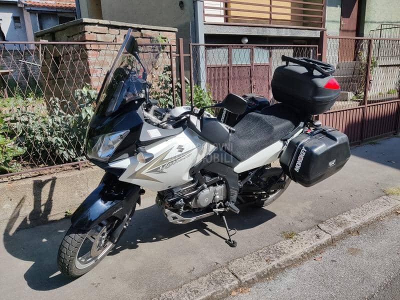 Suzuki DL650 VStrom V Strom