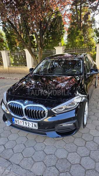 BMW 118 