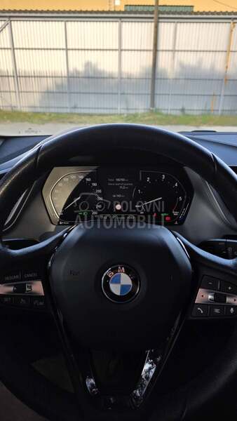BMW 118 
