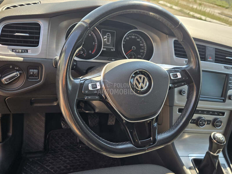 Volkswagen Golf 7 