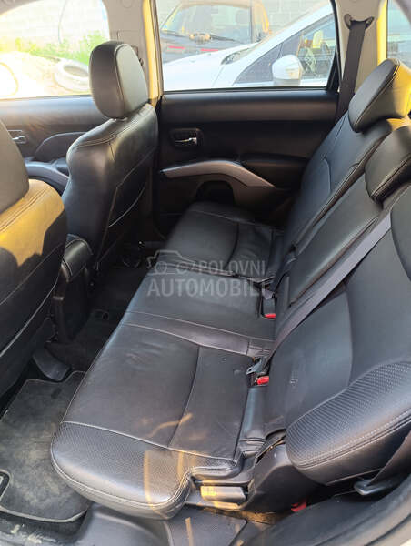 Citroen C-Crosser 2.2 hdi