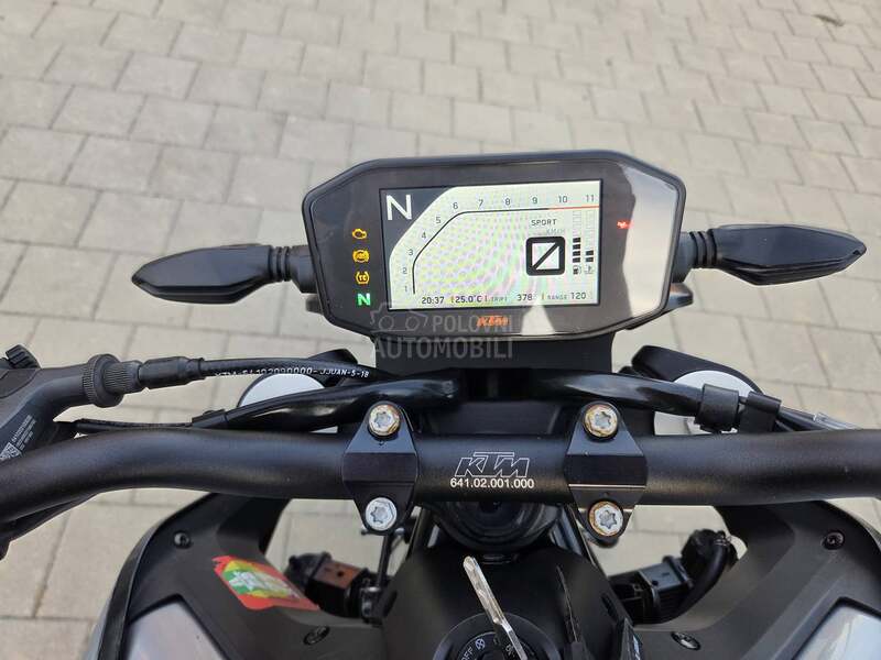 KTM DUKE 790