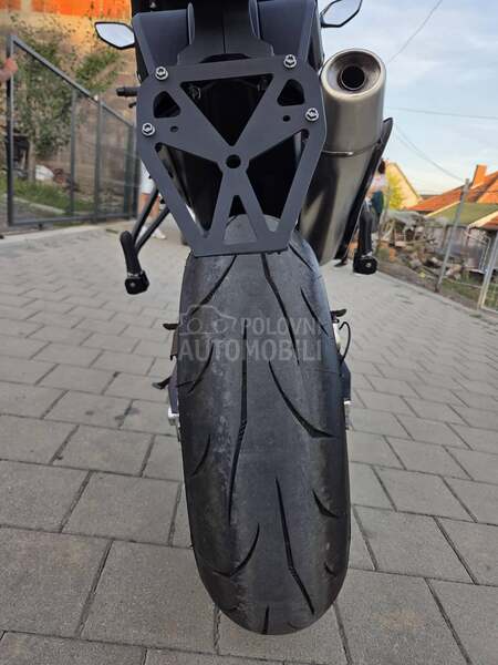 KTM DUKE 790
