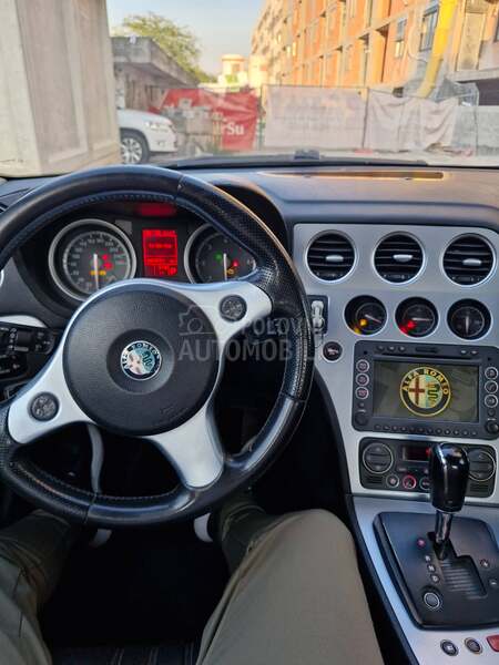 Alfa Romeo 159 