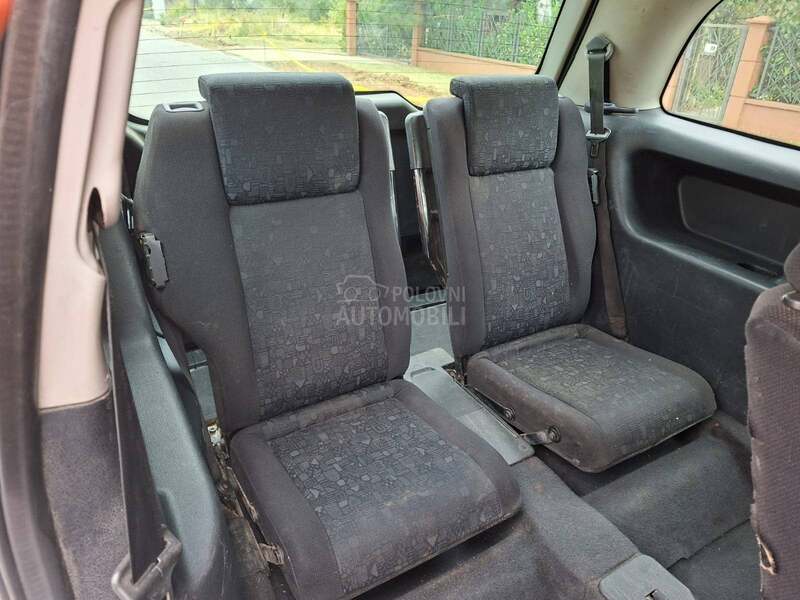 Opel Zafira 7 sedista