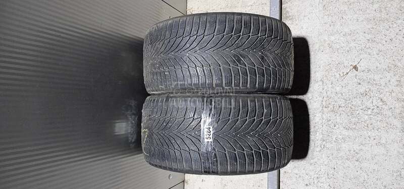 Nexen 275/35 R19 Zimska