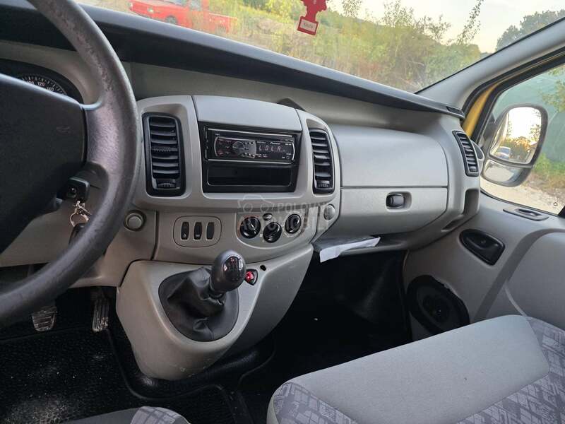 Opel Vivaro P.R.O.D.U.Ž.E.N