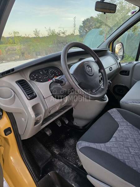 Opel Vivaro P.R.O.D.U.Ž.E.N