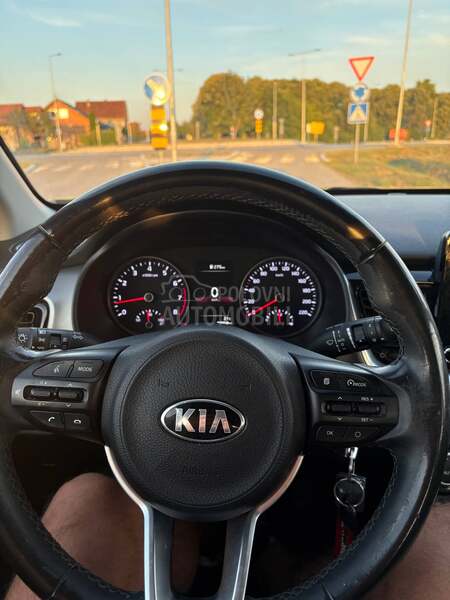 Kia Stonic 1.4 URBAN