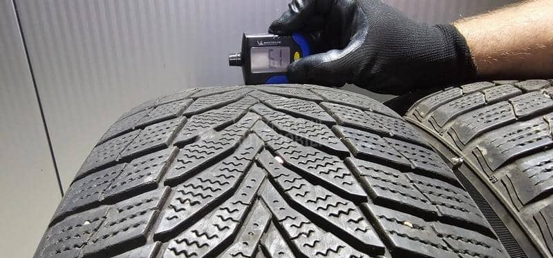Nexen 235/55 R18 Zimska