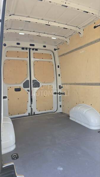Volkswagen Crafter KLIMA/ NAVI / 2 0 2 0