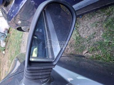 desni retrovizor za Fiat Punto