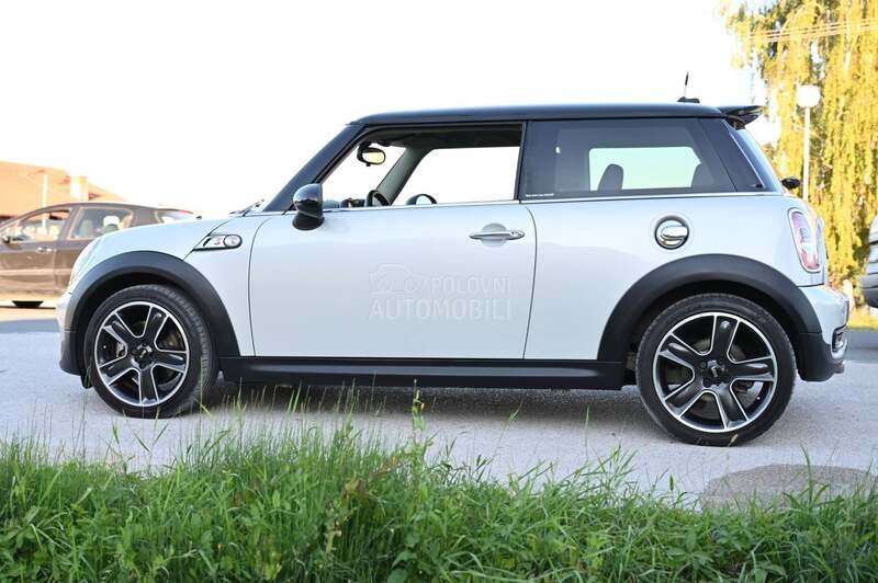 MINI Cooper S R56